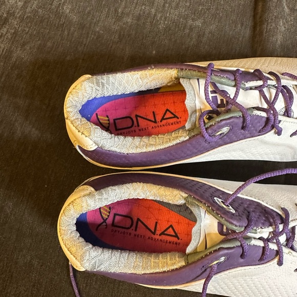 FootJoy DNA White and Purple golf Shoes, women 6 - Picture 5 of 6
